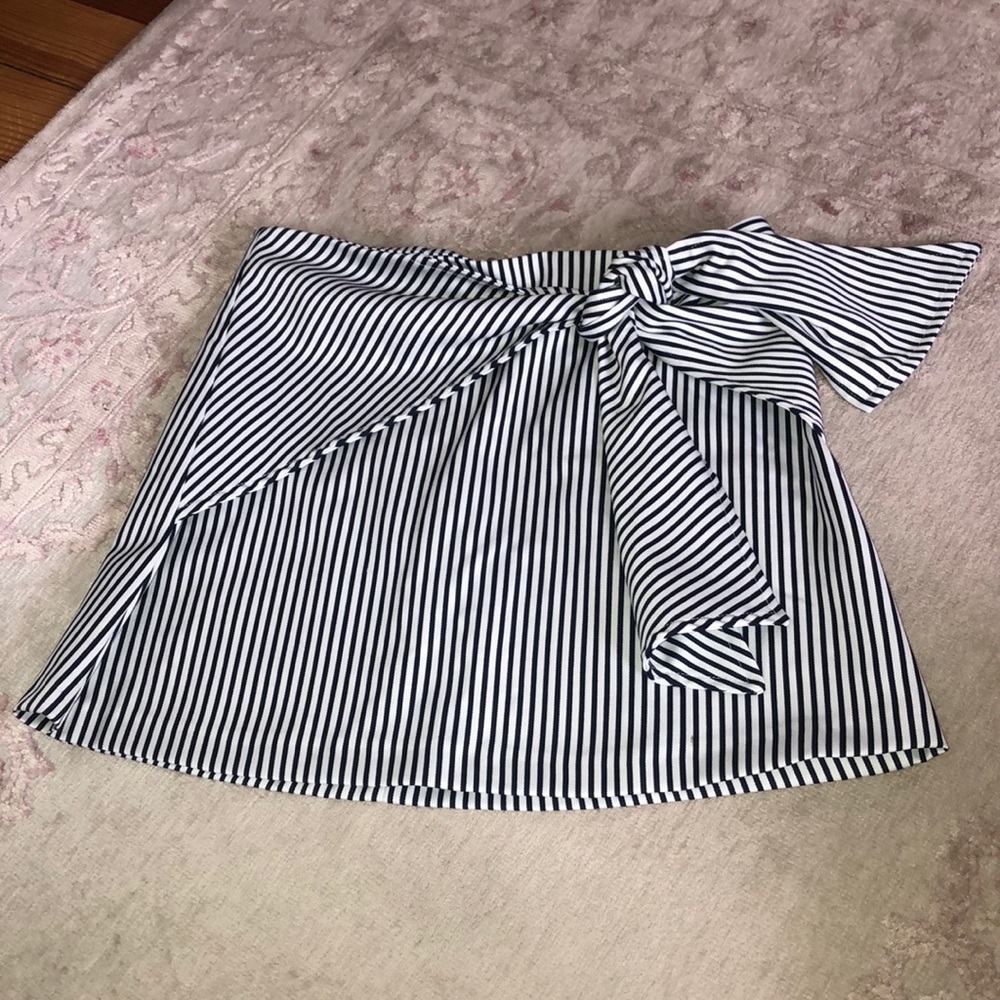 Blue and white striped mini skirt